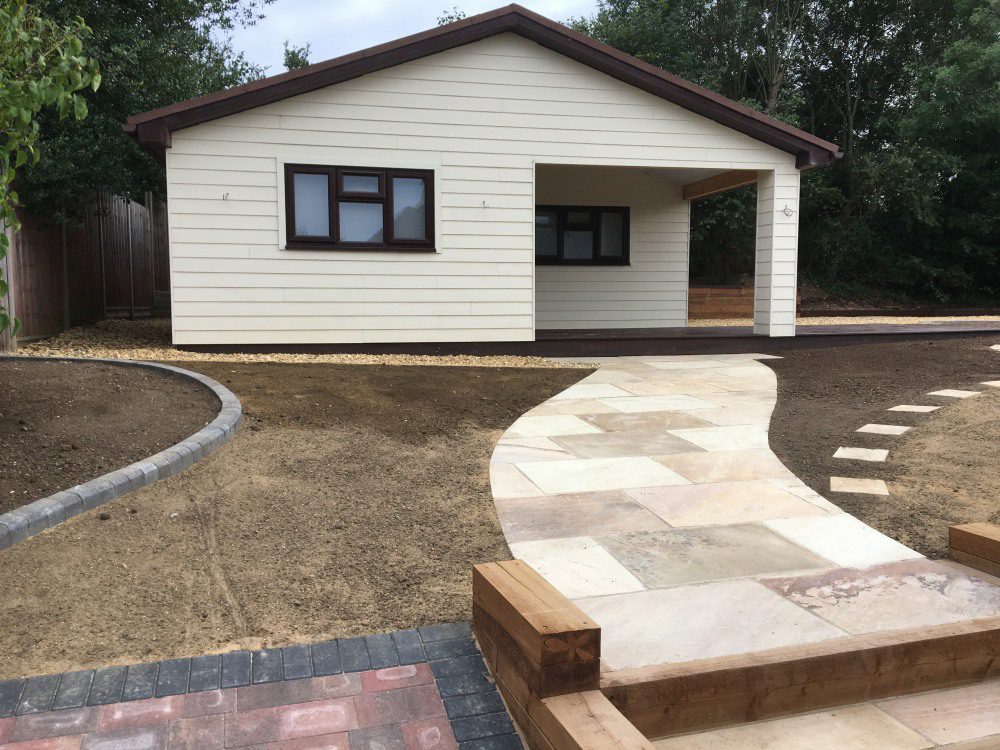 BR009 garden driveway landscaping