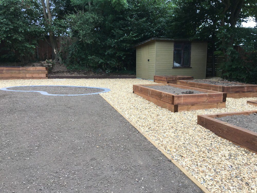 BR023 garden driveway landscaping