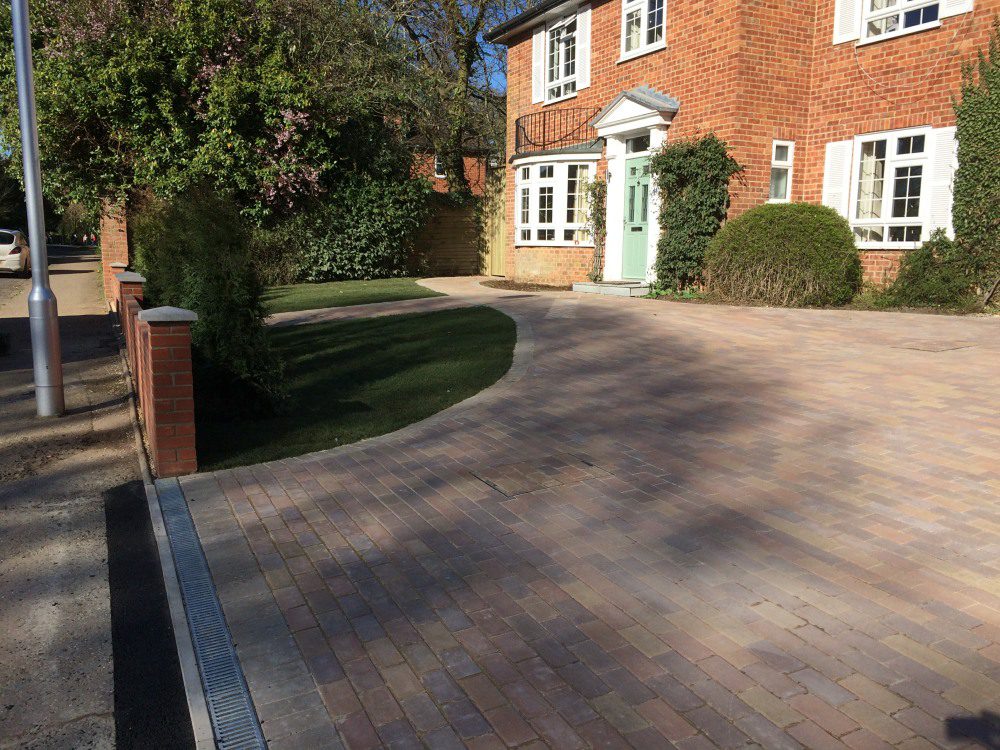 CS006 driveway paving wall landscaping
