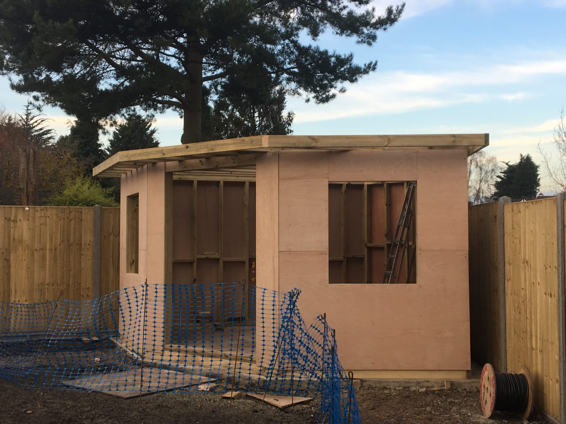 FW 011 bespoke garden room landscaping