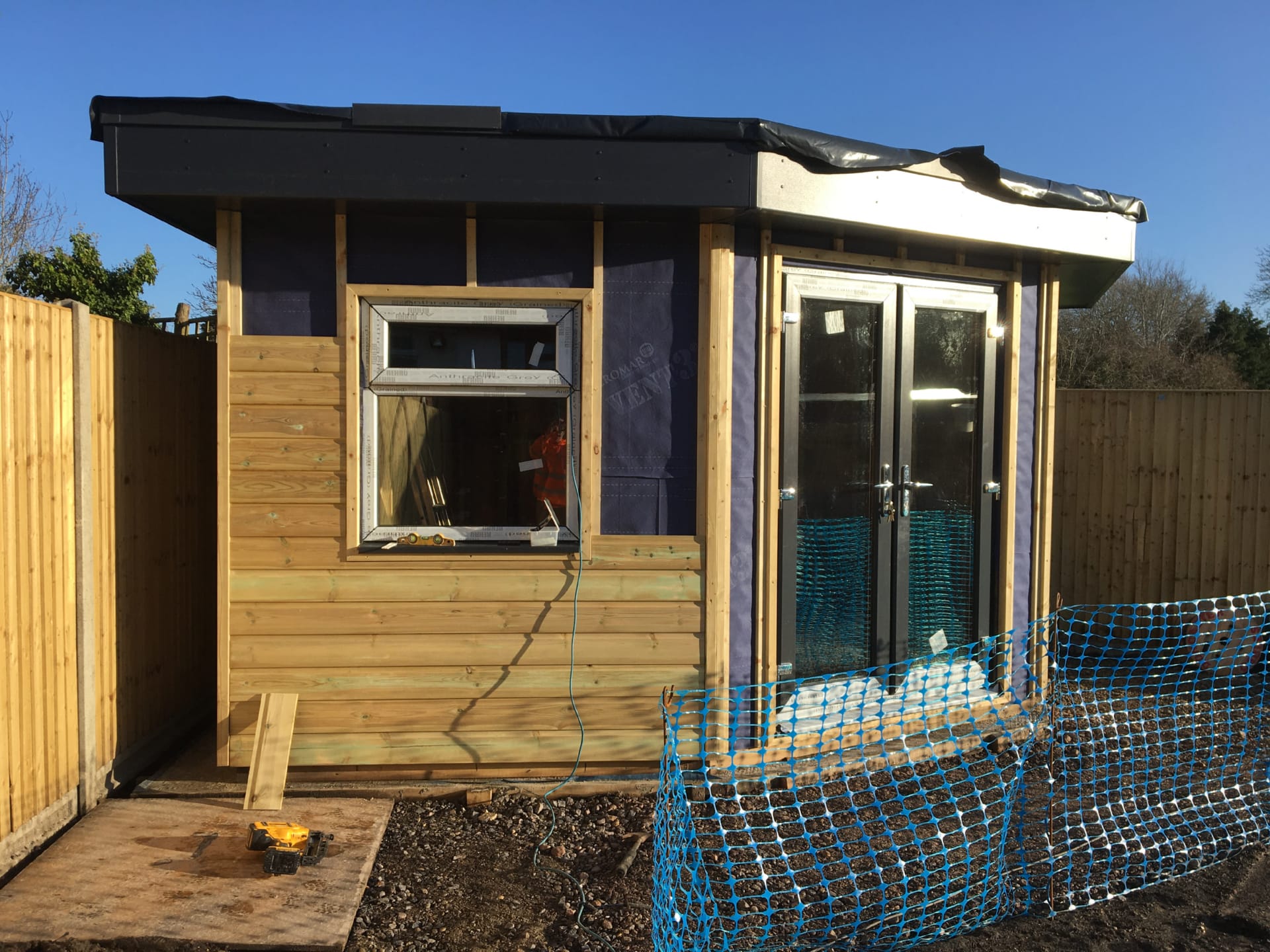 FW 013 bespoke garden room landscaping