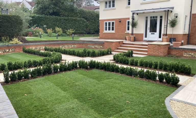 Garden Landscaping service Reading Berkshire