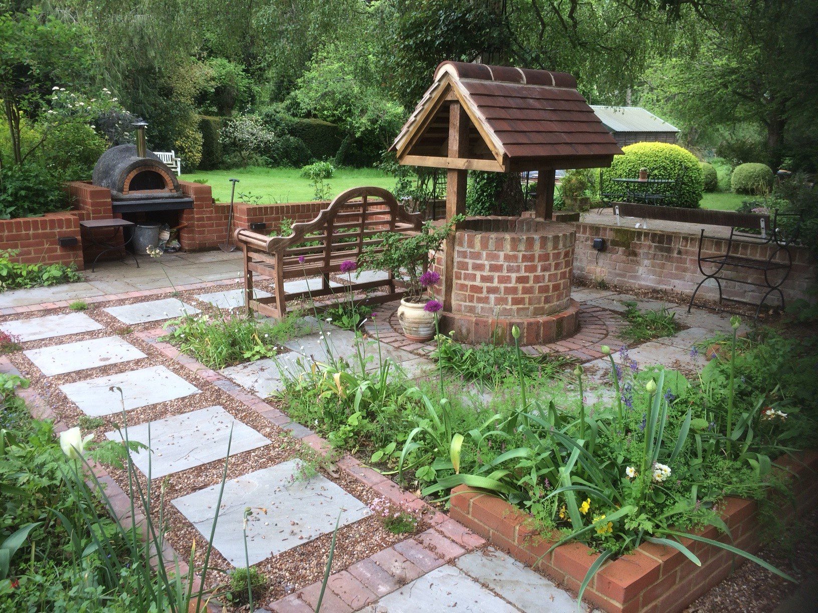 SL 025 paving wall and garden landscaping