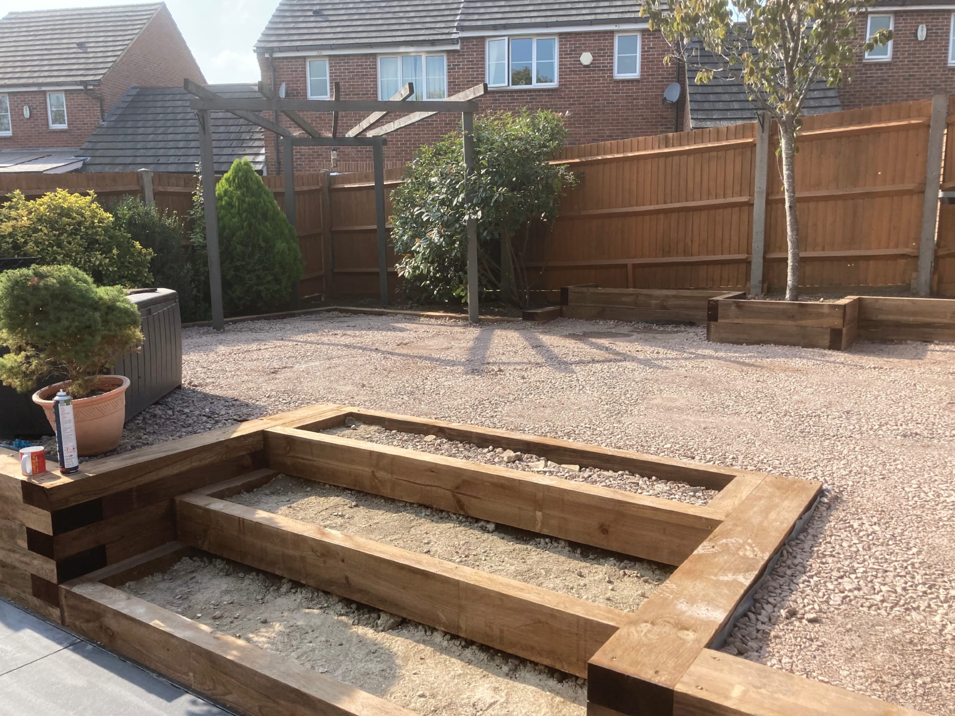Shin 007 garden landscaping and fencing